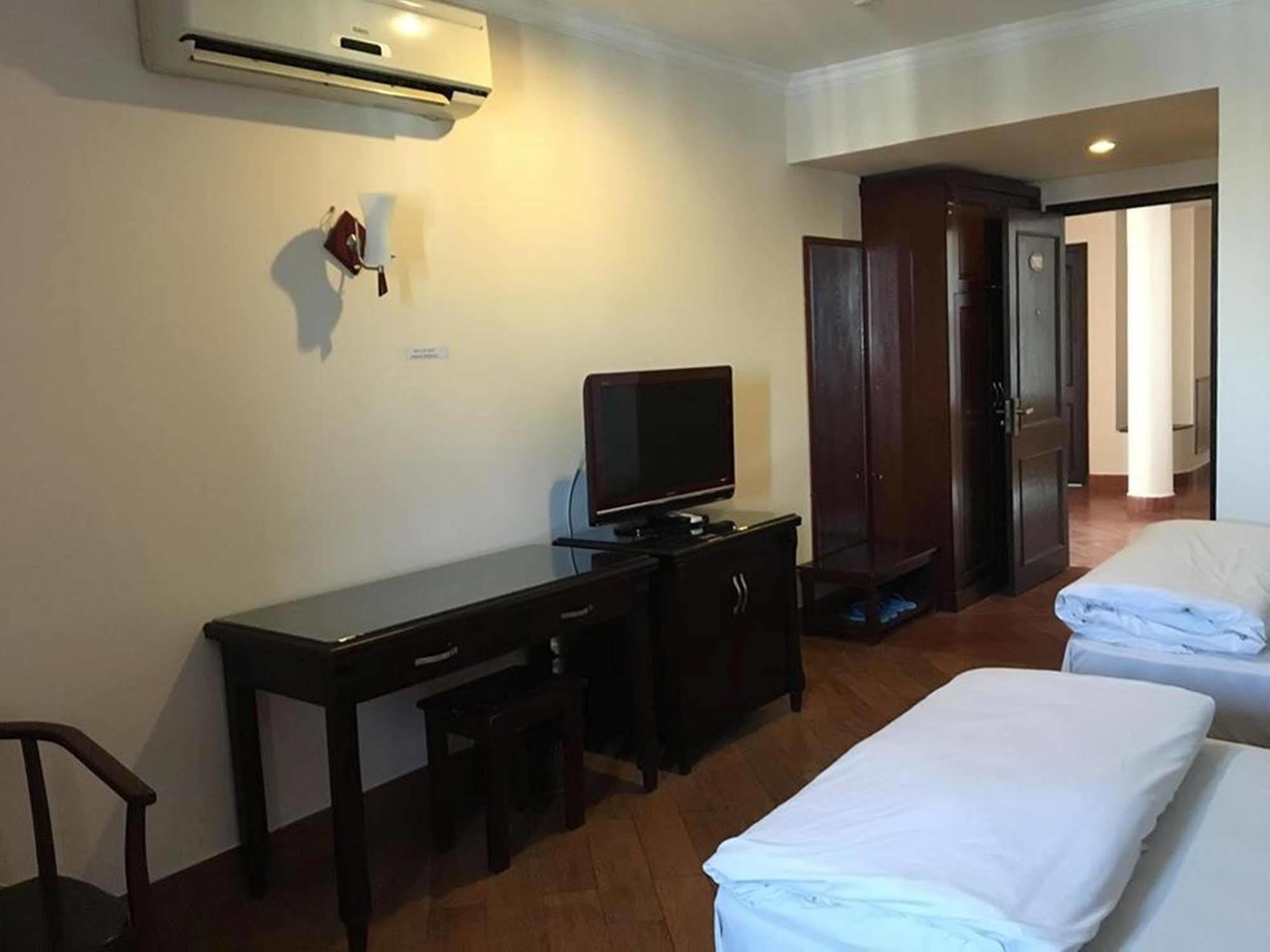 Bac Do Hotel Hanoi Exterior foto